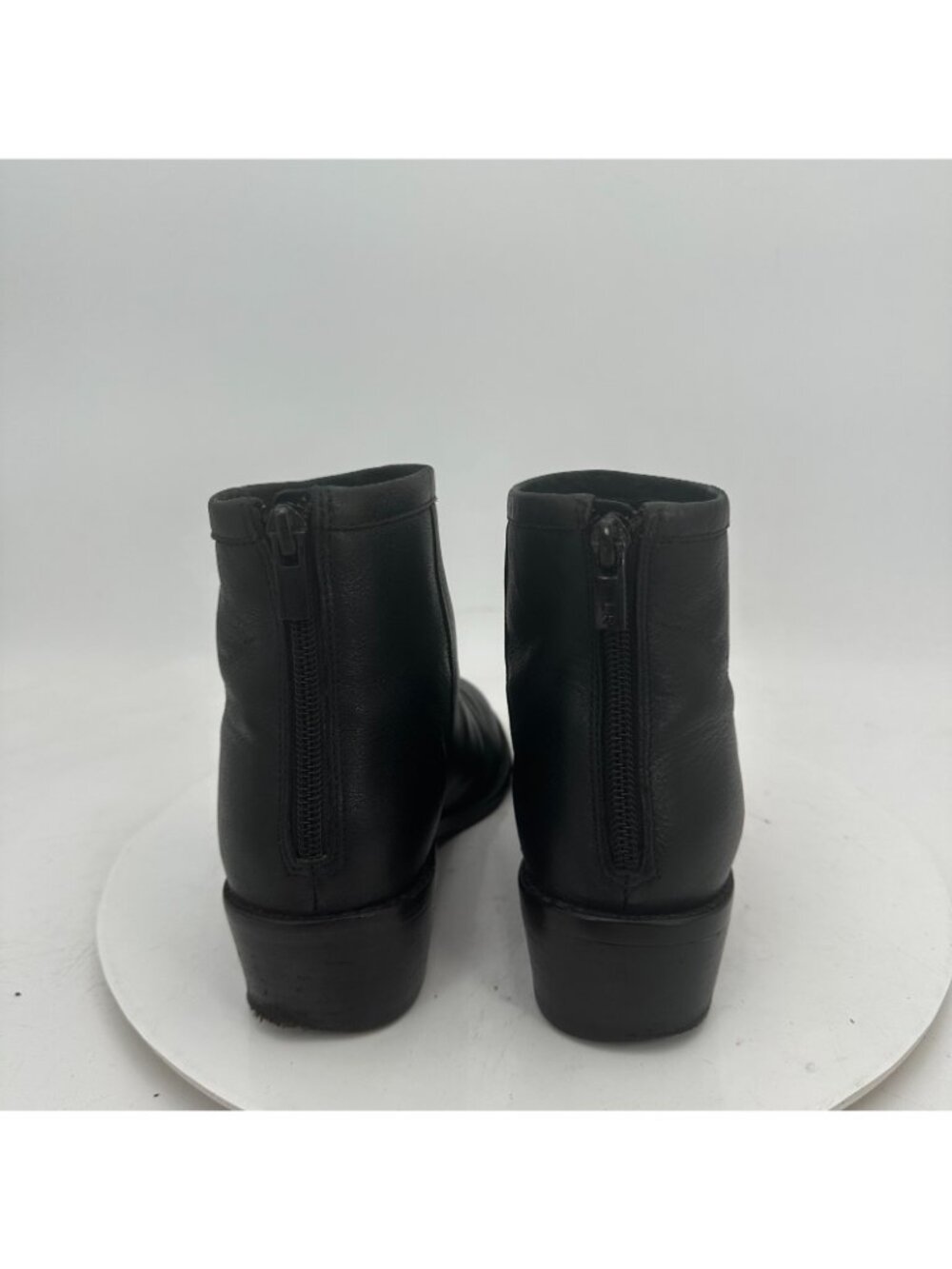 Loeffler Randall Women Size 7.5B Black Leather Back Zip Ankle Low Heel Boot - Picture 5 of 11